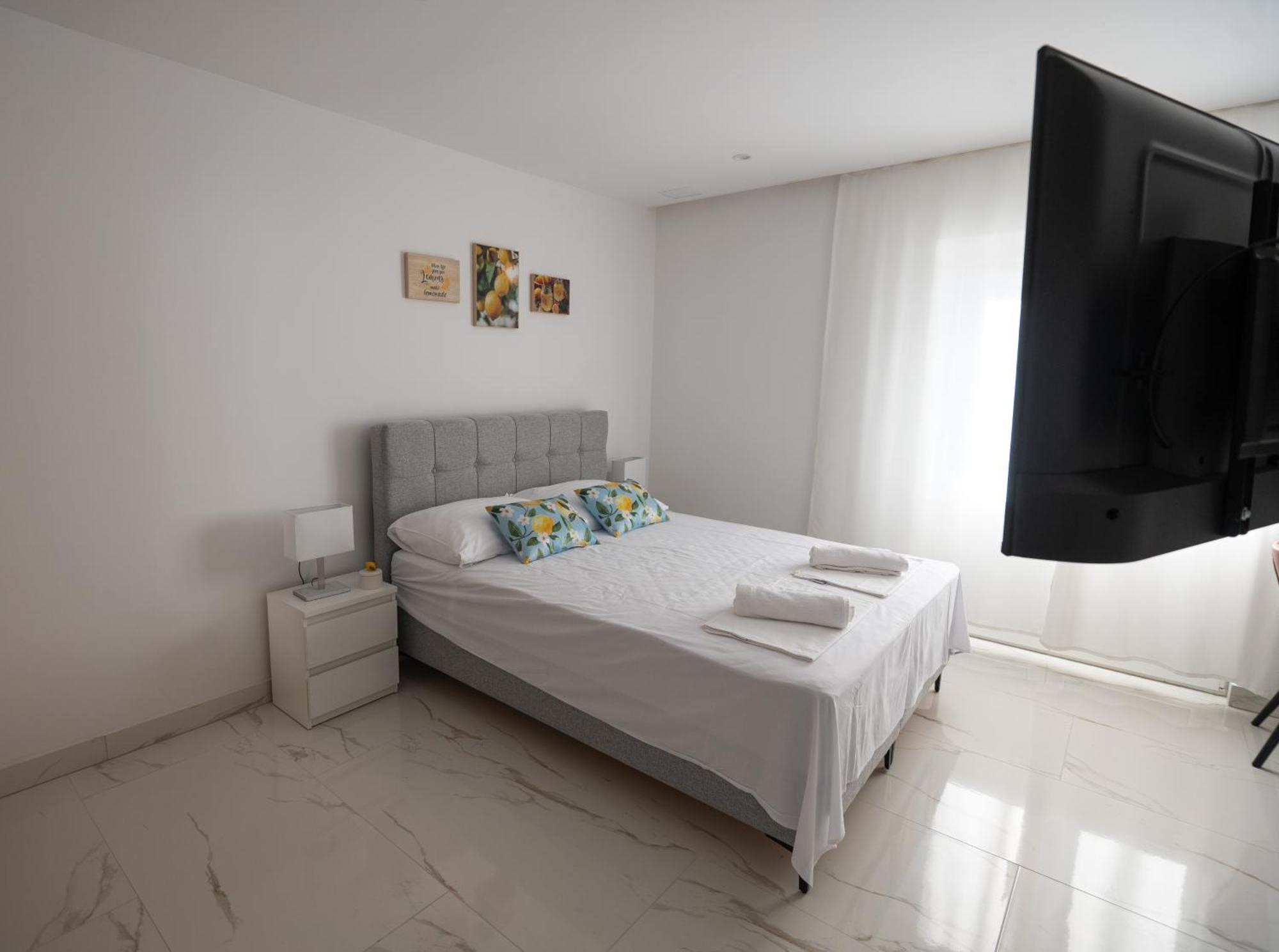 House Lux -